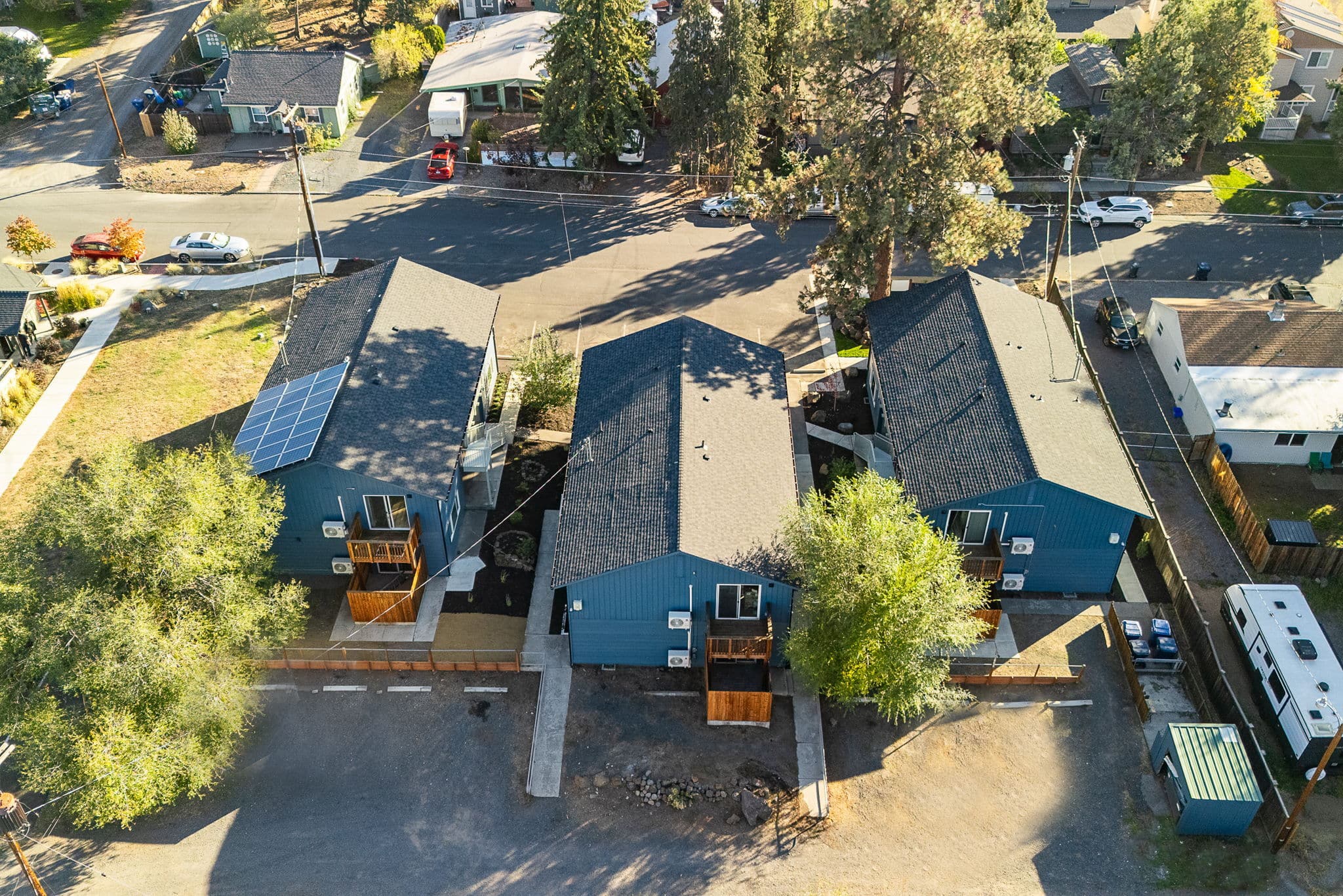 20-web-or-mls-10-15-25 aerials 440 NE Dekalb Bend -60