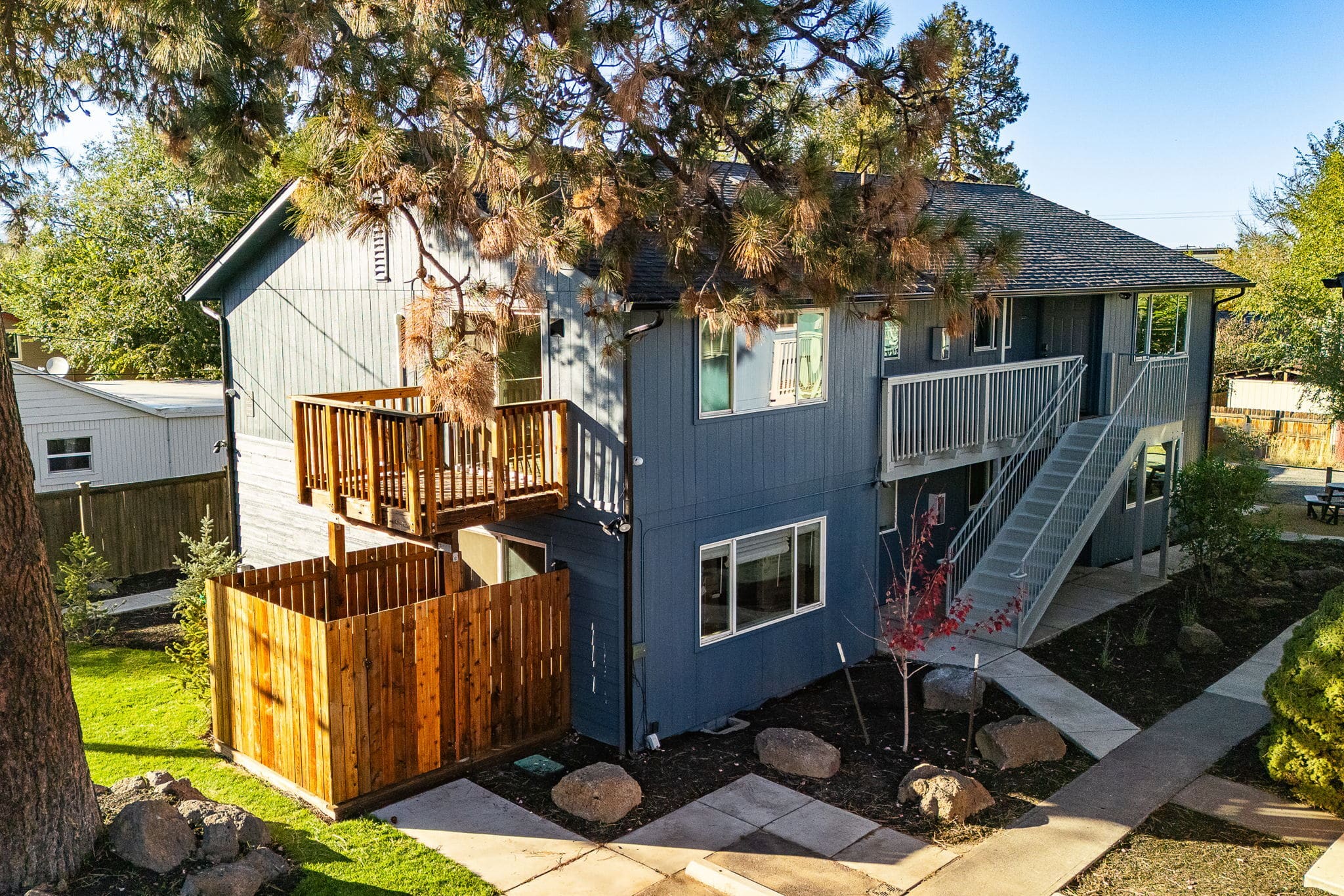 23-web-or-mls-10-15-25 aerials 440 NE Dekalb Bend -62