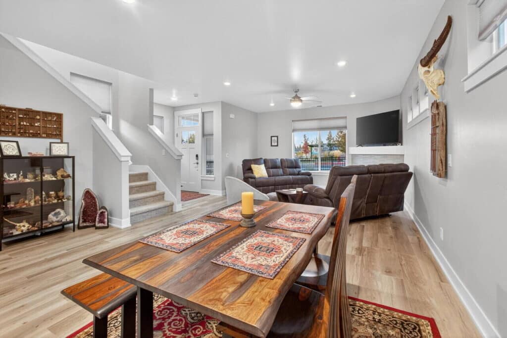 Open living room in Bend Oregon rental home managed by Ridgeline